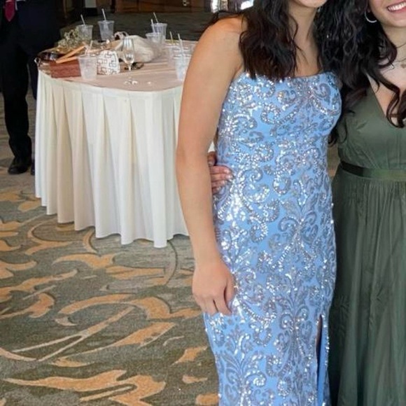 windsor blue sequin dress - Picture 2 of 5